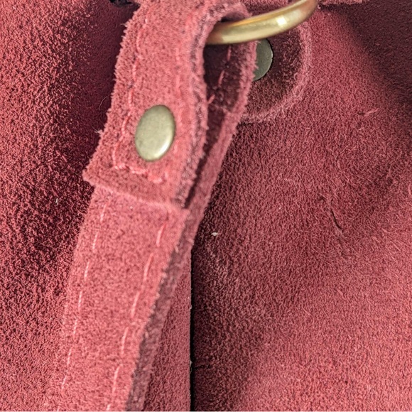 Portland Leather red panda bucket bag - Picture 6 of 6